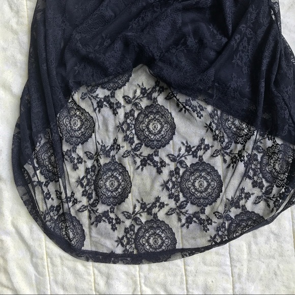 Cabi long lace top - Picture 3 of 7